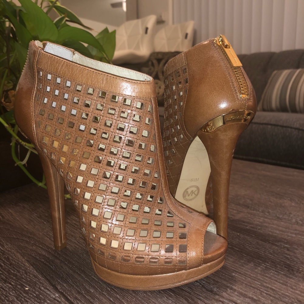 Michael Kors open toed heel